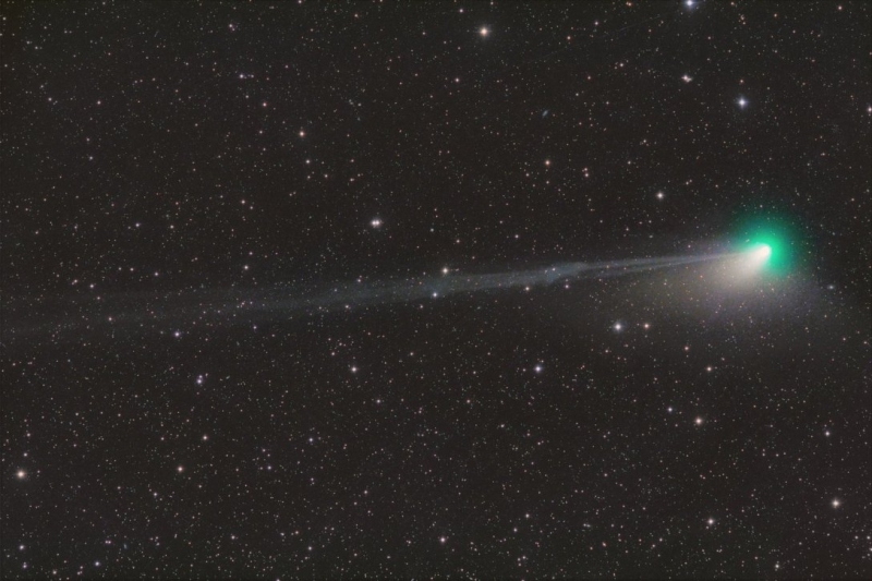 Появилось изображение кометы, которая прилетает раз в 50 тыс. лет: Солнце «оторвало» ее хвост (фото)