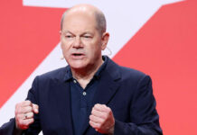 Шольц: Условием для переговоров с РФ является вывод российских войск