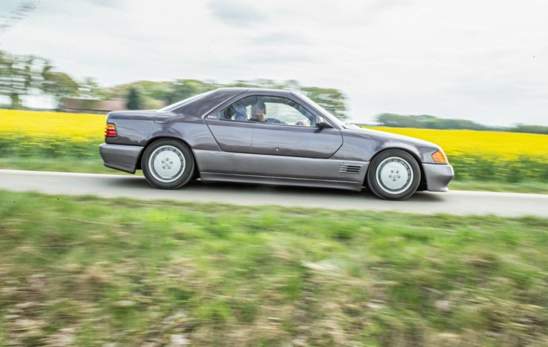В Германии нашли эксклюзивный Mercedes-Benz E-Class с дверьми «крыло чайки»