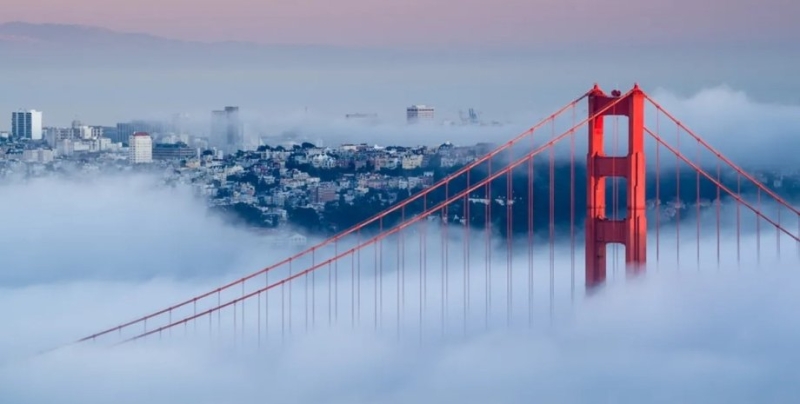 Вой призрака. Жителей Сан-Франциско взволновала «жуткая серенада» на мосту Золотые Ворота (видео)