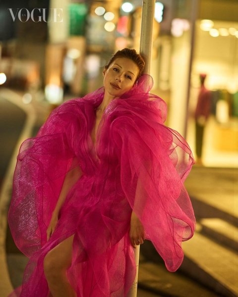 Актриса Уоллис Дэй посетила церемонию BAFTA в платье украинского бренда (фото)