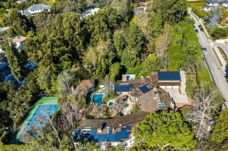 Джим Керри выставил на продажу свое элитное ранчо в Калифорнии за $29 млн (фото)