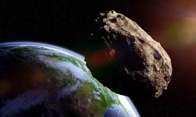 К Земле летят сразу 5 астероидов, один из которых имеет размер двух футбольных полей: что известно