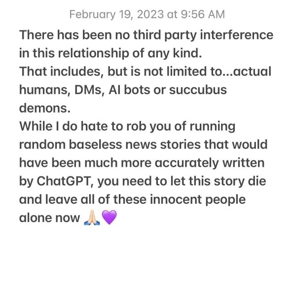 Меган Фокс восстановила свой Instagram и объяснила отношения с бойфрендом