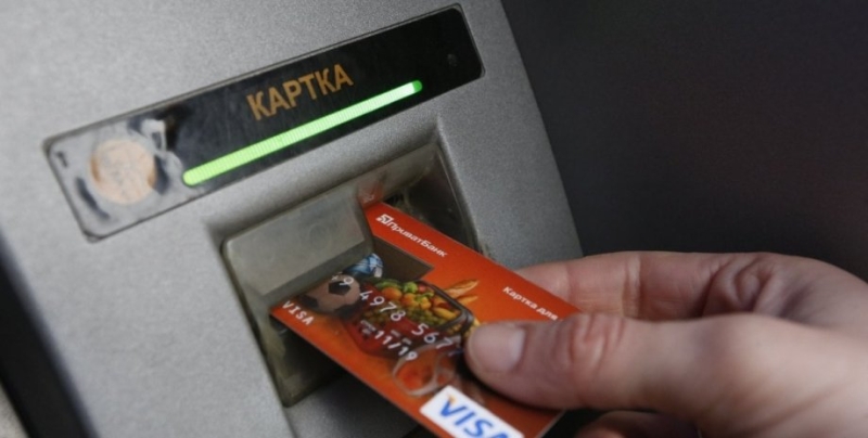 Нацбанк ужесточил нормативы для банков: что теперь будет с депозитами и карточками