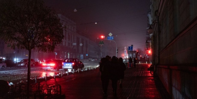 Украинцам озвучили условие возвращения почасовых графиков отключения света