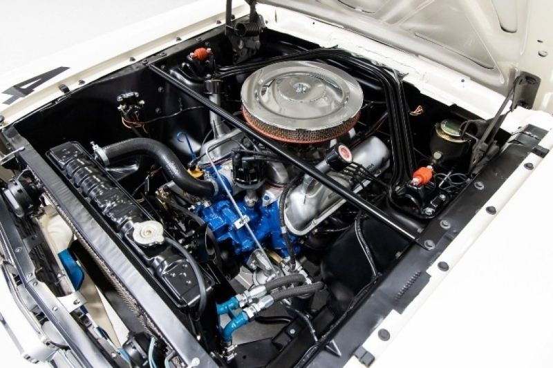 Уникальный Ford Mustang 60-х ушел с молотка по цене трех Ferrari (фото)