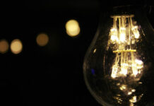 В Киеве и двух областях отключили свет: угроза российского удара