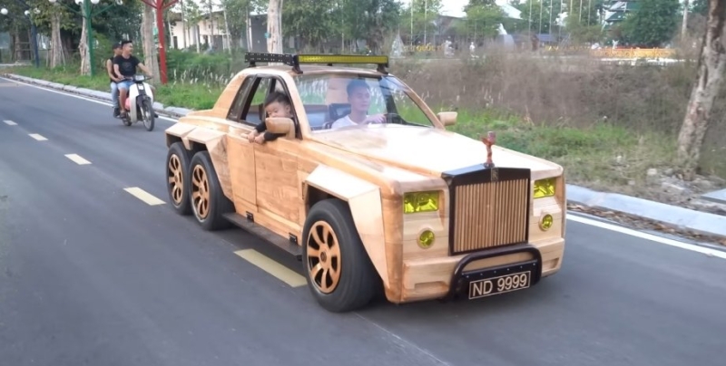 Во Вьетнаме создали невероятный шестиколесный седан Rolls-Royce из дерева