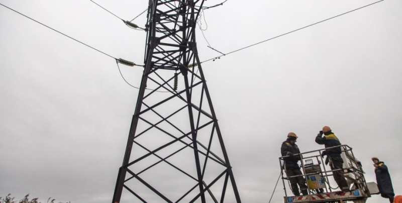Встал на сторону энергетиков: суд отменил штрафы НКРЭКУ для облэнерго, — СМИ