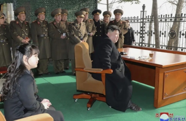 КНДР провела учения с имитацией нападения на Южную Корею 