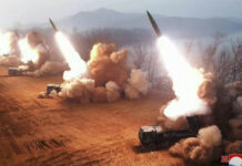 КНДР провела учения с имитацией нападения на Южную Корею