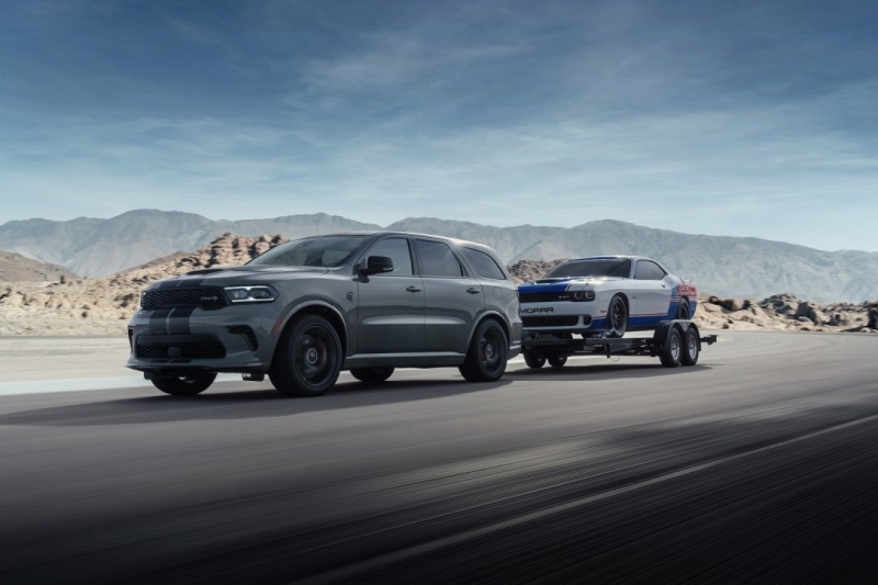 Владельцы внедорожника Dodge Durango SRT Hellcat подали в суд на производителя авто